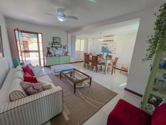Imagem Casa com 3 Quartos à Venda, 730 m² em Itaipu - Niterói Imagem Casa com 3 Quartos à Venda, 730 m² em Itaipu - Niterói