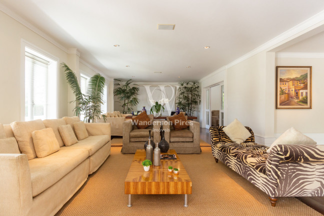 Imagem Casa com 6 Quartos à Venda, 1.900 m² em Retiro Morumbi - São Paulo Imagem Casa com 6 Quartos à Venda, 1.900 m² em Retiro Morumbi - São Paulo