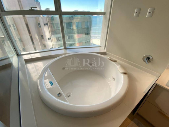 Apartamento com 4 Quartos à Venda, 175 m² em Pioneiros - Balneário Camboriú