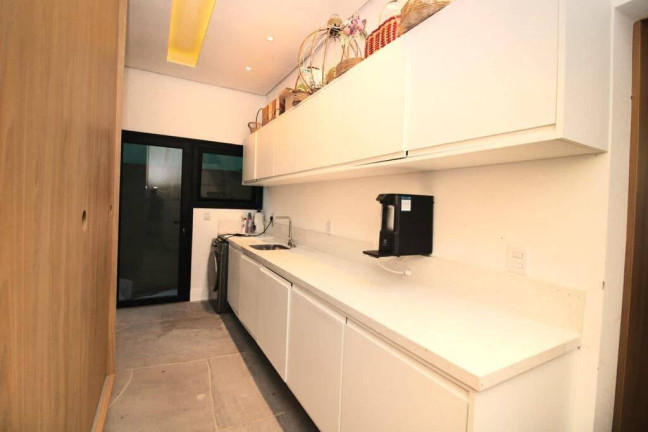Imagem Casa com 5 Quartos à Venda, em Xangri-lá Imagem Casa com 5 Quartos à Venda, em Xangri-lá