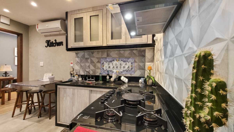 Imagem Apartamento com 2 Quartos à Venda, 90 m² em Copacabana - Rio De Janeiro Imagem Apartamento com 2 Quartos à Venda, 90 m² em Copacabana - Rio De Janeiro