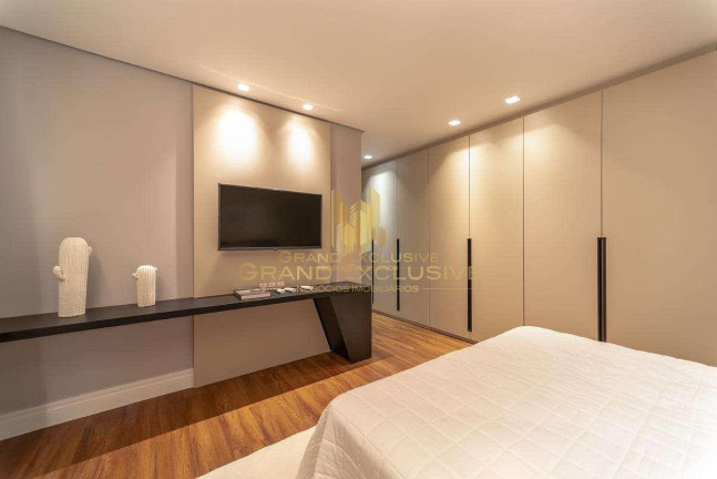 Imagem Apartamento com 4 Quartos à Venda, 283 m² em Centro - Balneário Camboriú Imagem Apartamento com 4 Quartos à Venda, 283 m² em Centro - Balneário Camboriú