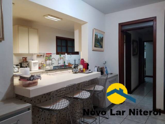 Imagem Casa de Condomínio com 7 Quartos à Venda, 410 m² em Camboinhas - Niterói Imagem Casa de Condomínio com 7 Quartos à Venda, 410 m² em Camboinhas - Niterói