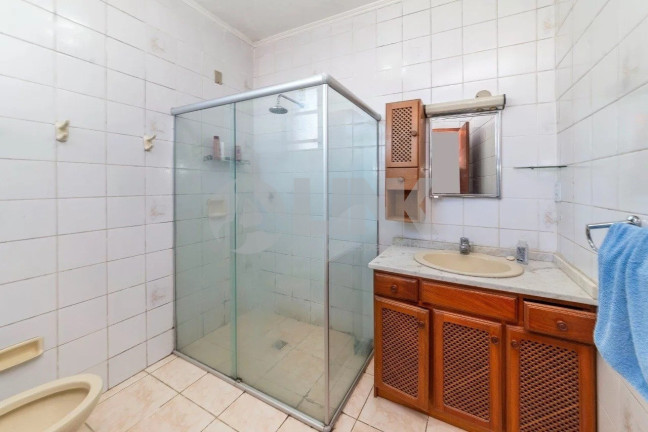 Imagem Casa com 3 Quartos à Venda, 231 m² em Três Figueiras - Porto Alegre