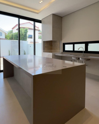 Imagem Casa com 3 Quartos à Venda, 225 m² em Jardim Imperial - Cuiabá Imagem Casa com 3 Quartos à Venda, 225 m² em Jardim Imperial - Cuiabá