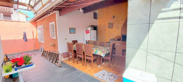 Imagem Casa com 4 Quartos à Venda, 250 m² em Oásis - Peruíbe Imagem Casa com 4 Quartos à Venda, 250 m² em Oásis - Peruíbe