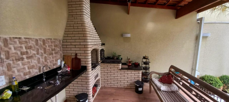 Imagem Imóvel com 3 Quartos à Venda, em Jardim Maristela - Atibaia Imagem Imóvel com 3 Quartos à Venda, em Jardim Maristela - Atibaia