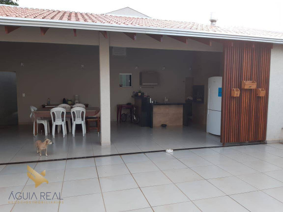 Imagem Casa com 3 Quartos à Venda, 238 m² em Jardim Jóquei Club - Campo Grande Imagem Casa com 3 Quartos à Venda, 238 m² em Jardim Jóquei Club - Campo Grande