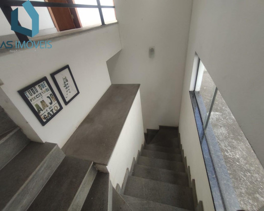 Imagem Imóvel com 7 Quartos para Alugar, 400 m² em Braga - Cabo Frio