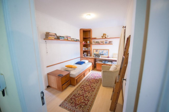 Imagem Casa com 4 Quartos à Venda, 272 m² em Rio Branco - Porto Alegre Imagem Casa com 4 Quartos à Venda, 272 m² em Rio Branco - Porto Alegre
