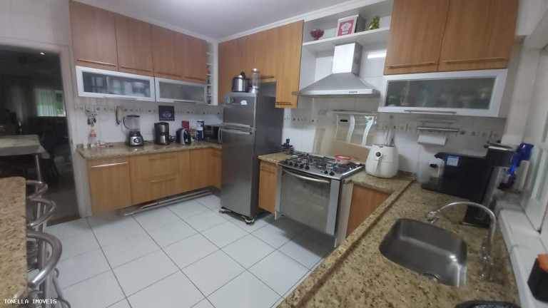 Imagem Casa com 3 Quartos à Venda, 300 m² em Rochdale - Osasco