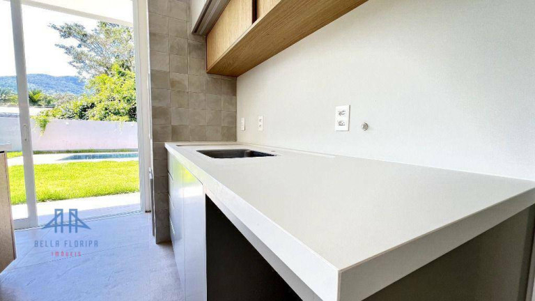 Imagem Casa com 3 Quartos à Venda, 226 m² em Vargem Pequena - Florianópolis Imagem Casa com 3 Quartos à Venda, 226 m² em Vargem Pequena - Florianópolis