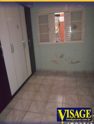 Imagem Casa com 4 Quartos à Venda, em Pq. Santo Antonio - Jacareí Imagem Casa com 4 Quartos à Venda, em Pq. Santo Antonio - Jacareí