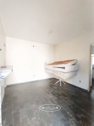 Imagem Casa com 3 Quartos à Venda, 136 m² em Setor Bueno - Goiânia Imagem Casa com 3 Quartos à Venda, 136 m² em Setor Bueno - Goiânia