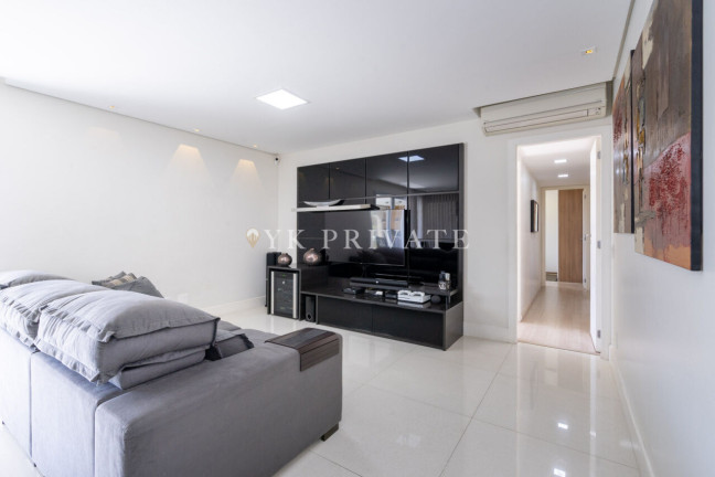 Imagem Apartamento com 4 Quartos à Venda, 162 m² em Vila Romana - São Paulo