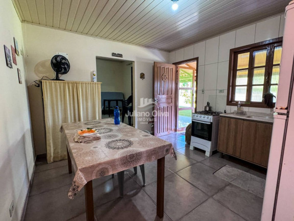 Imagem Casa com 2 Quartos à Venda, 120 m² em Barra Do Sai - Itapoá