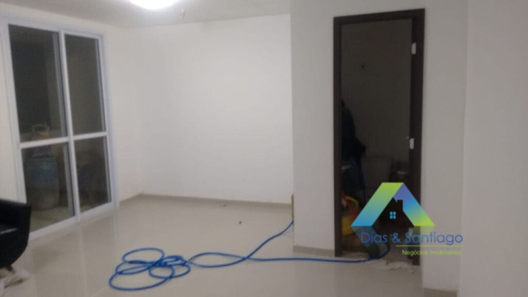 Sala Comercial à Venda, 32 m² em Ipiranga - São Paulo