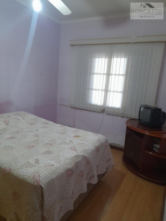 Imagem Casa com 2 Quartos à Venda, 250 m²