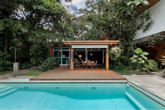 Imagem Casa com 4 Quartos à Venda, 490 m² em Cidade Jardim - São Paulo Imagem Casa com 4 Quartos à Venda, 490 m² em Cidade Jardim - São Paulo