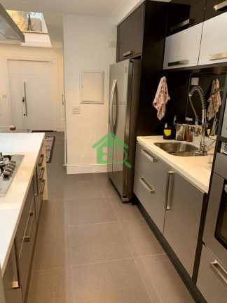 Imagem Casa de Condomínio com 2 Quartos à Venda, 166 m² em Vila Sofia - São Paulo