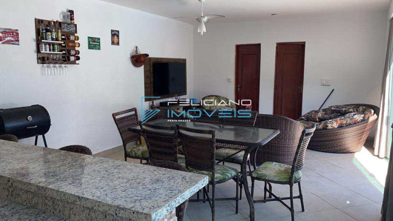 Imagem Casa com 3 Quartos à Venda, 350 m² em Canto Do Forte - Praia Grande Imagem Casa com 3 Quartos à Venda, 350 m² em Canto Do Forte - Praia Grande