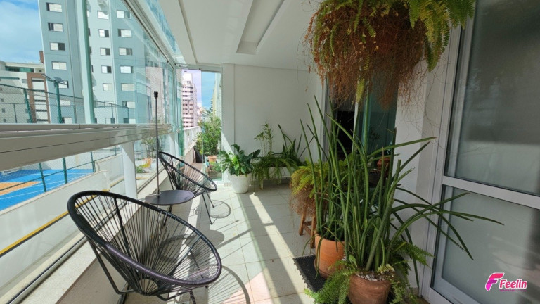 Imagem Apartamento com 3 Quartos à Venda, 132 m² em Balneário - Florianópolis Imagem Apartamento com 3 Quartos à Venda, 132 m² em Balneário - Florianópolis