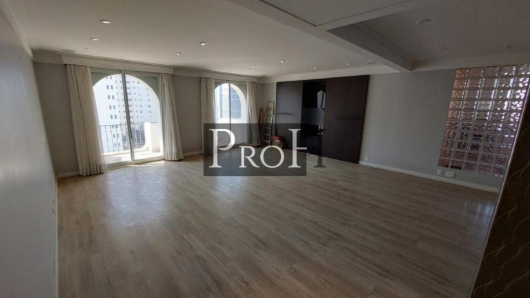 Imagem Apartamento com 4 Quartos à Venda, 190 m² em Vila Assunção - Santo André