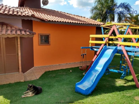 Imagem Chácara com 6 Quartos à Venda, 1.500 m² em Batatuba - Piracaia