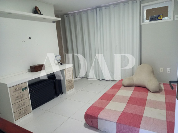 Imagem Casa com 3 Quartos à Venda, 160 m² em Vargem Grande - Rio De Janeiro