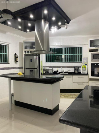 Imagem Casa com 5 Quartos à Venda, 280 m² em Solemar - Praia Grande