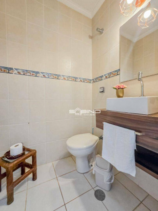 Imagem Casa com 5 Quartos para Temporada, 215 m² em Riviera De São Lourenço - Bertioga Imagem Casa com 5 Quartos para Temporada, 215 m² em Riviera De São Lourenço - Bertioga