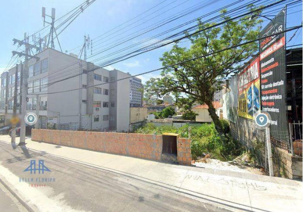 Terreno à Venda, 671 m² em Capoeiras - Florianópolis