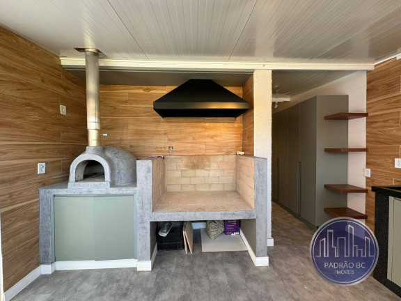Imagem Apartamento com 3 Quartos para Alugar, 234 m² em Centro - Balneário Camboriú