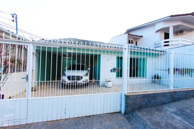 Imagem Casa com 2 Quartos à Venda, 200 m² em Saco Dos Limões - Florianópolis