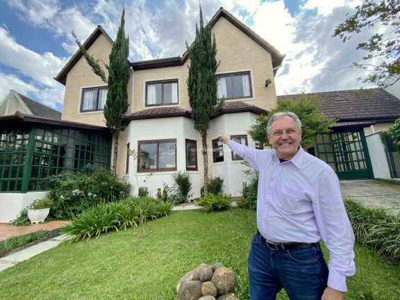 Imagem Casa com 5 Quartos à Venda, 401 m² em Santa Felicidade - Curitiba