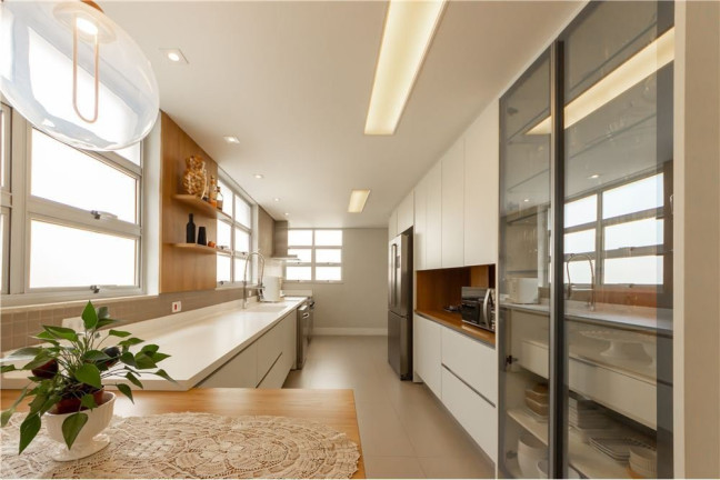 Imagem Apartamento com 3 Quartos à Venda, 198 m² em Itaim Bibi - São Paulo