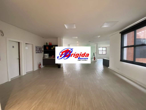 Imóvel Comercial à Venda, 1 m² em Jardim Lambreta - Cotia