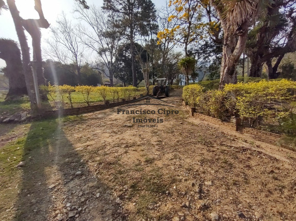 Imagem Imóvel com 3 Quartos à Venda, 1.548.800 m² em Centro - Piquete Imagem Imóvel com 3 Quartos à Venda, 1.548.800 m² em Centro - Piquete