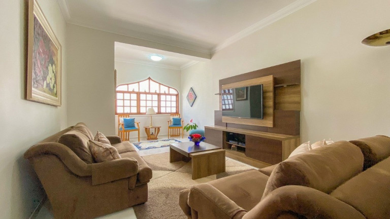 Imagem Casa com 5 Quartos à Venda, 275 m² em Cambuci - São Paulo Imagem Casa com 5 Quartos à Venda, 275 m² em Cambuci - São Paulo