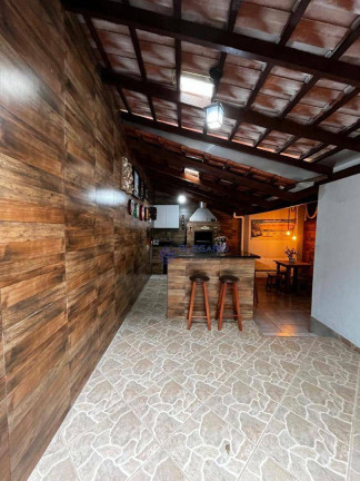 Imagem Sobrado com 4 Quartos à Venda, 220 m² em Centro - Penha Imagem Sobrado com 4 Quartos à Venda, 220 m² em Centro - Penha