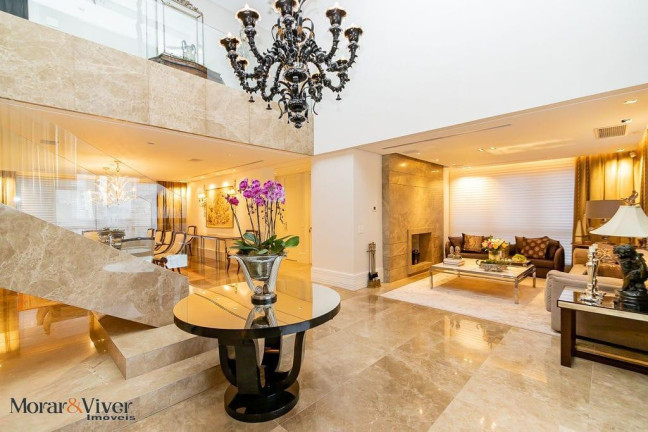 Imagem Apartamento com 3 Quartos à Venda, 791 m² em água Verde - Curitiba