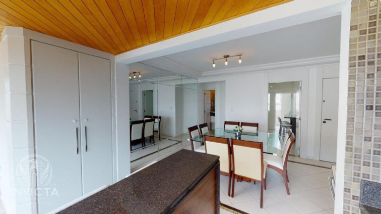 Imagem Apartamento com 5 Quartos à Venda, 195 m² em Centro - Balneário Camboriú Imagem Apartamento com 5 Quartos à Venda, 195 m² em Centro - Balneário Camboriú