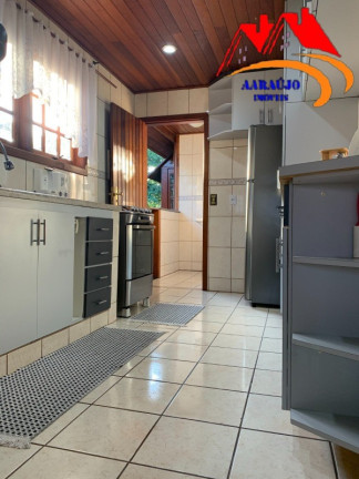 Imagem Casa com 4 Quartos à Venda, 225 m² em São Fernando Residência - Barueri Imagem Casa com 4 Quartos à Venda, 225 m² em São Fernando Residência - Barueri