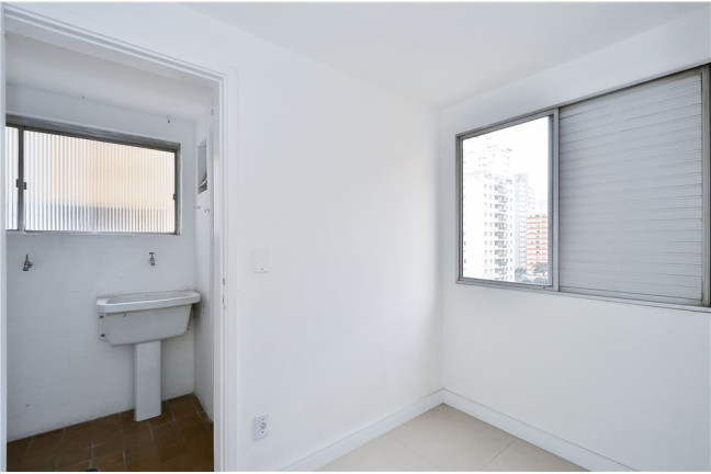 Imagem Imóvel com 3 Quartos à Venda, em Moema - São Paulo Imagem Imóvel com 3 Quartos à Venda, em Moema - São Paulo