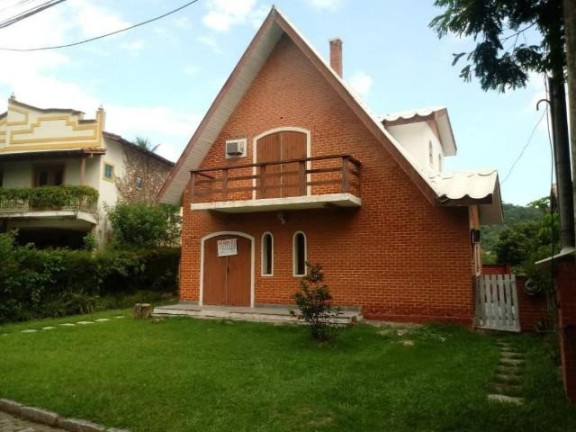 Imagem Casa com 4 Quartos à Venda, 250 m² em Pendotiba - Niterói Imagem Casa com 4 Quartos à Venda, 250 m² em Pendotiba - Niterói