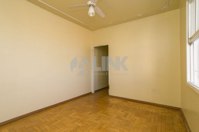Imagem Apartamento com 3 Quartos à Venda, 81 m² em Azenha - Porto Alegre Imagem Apartamento com 3 Quartos à Venda, 81 m² em Azenha - Porto Alegre