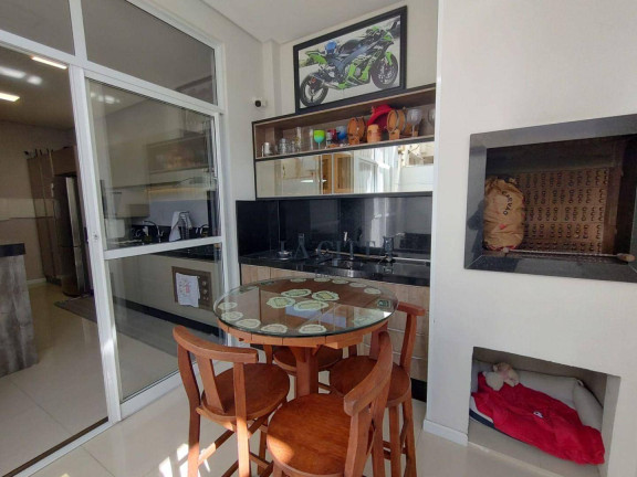 Imagem Sobrado com 3 Quartos à Venda, 152 m² em São Judas - Itajaí Imagem Sobrado com 3 Quartos à Venda, 152 m² em São Judas - Itajaí