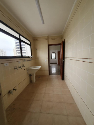Imagem Imóvel com 4 Quartos à Venda, 232 m² em Vila Andrade - São Paulo Imagem Imóvel com 4 Quartos à Venda, 232 m² em Vila Andrade - São Paulo