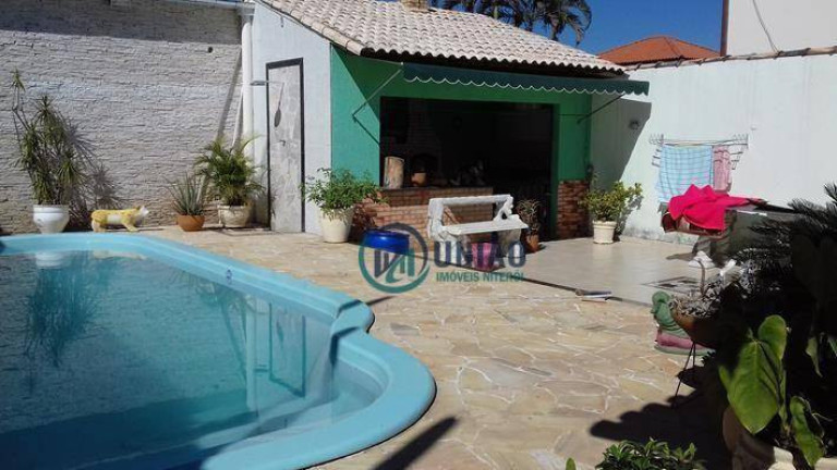 Imagem Casa com 2 Quartos à Venda, 360 m² em Itaipu - Niterói Imagem Casa com 2 Quartos à Venda, 360 m² em Itaipu - Niterói