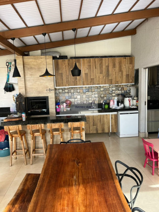 Imagem Casa com 3 Quartos à Venda, 197 m² em Setor Negrão De Lima - Goiânia